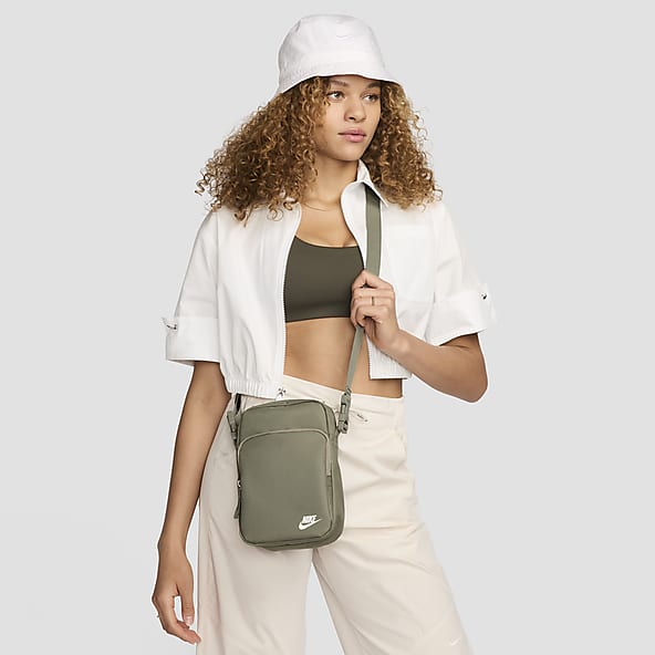 0 25 Nike Verde Bolsos. Nike US
